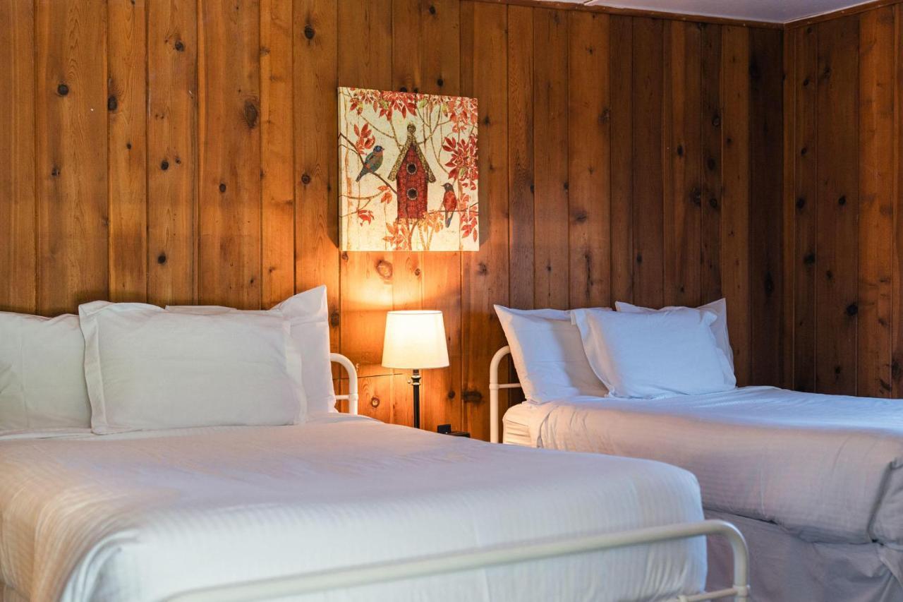 Whispering Winds Motel Auburn Buitenkant foto